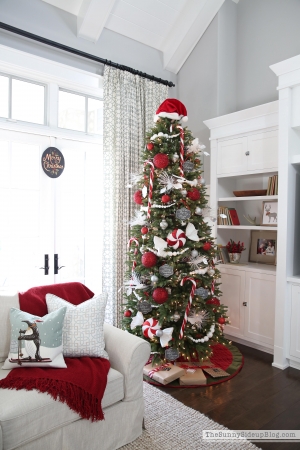 red-silver-white-christmas-tree