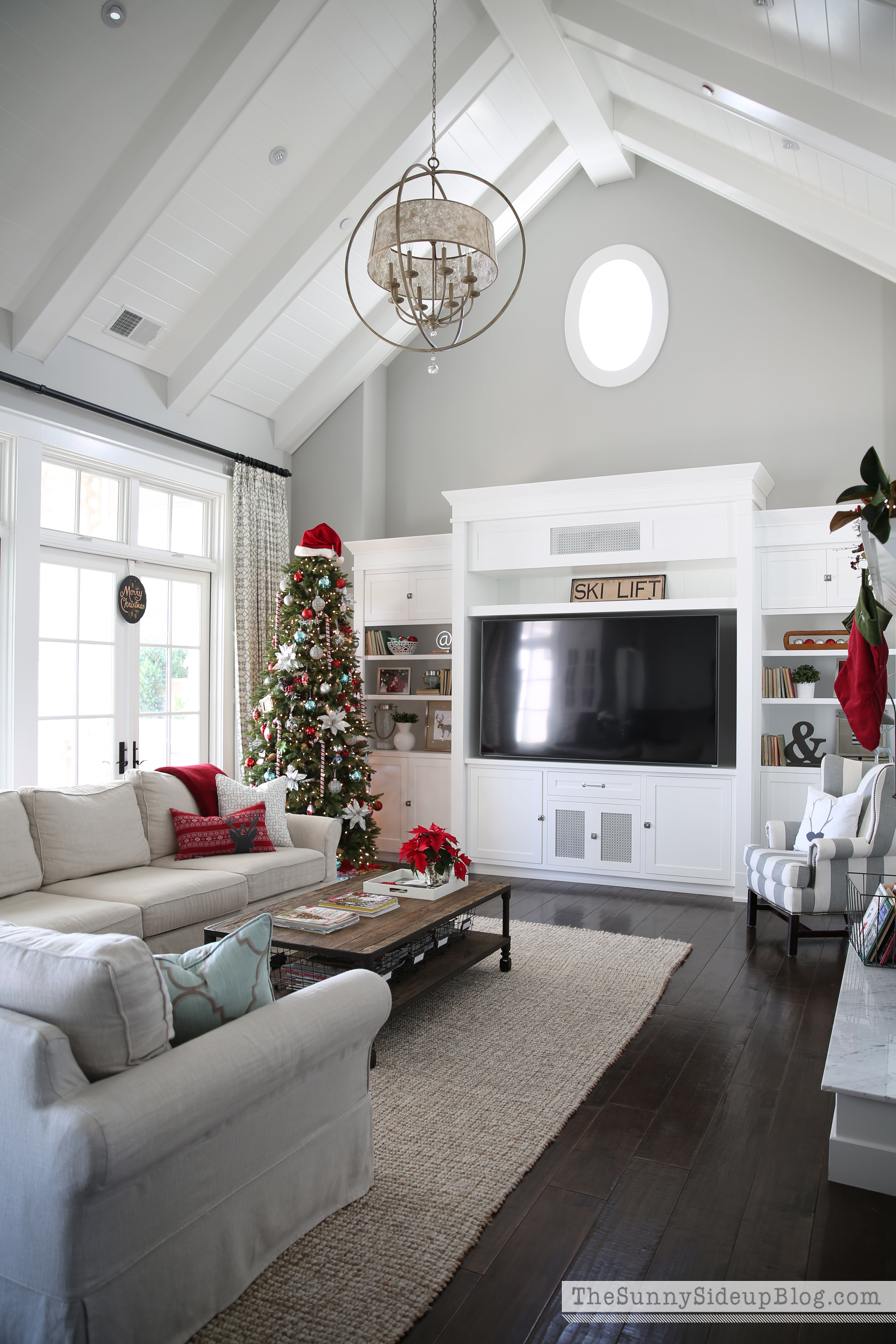 Christmas in the family room - The Sunny Side Up Blog