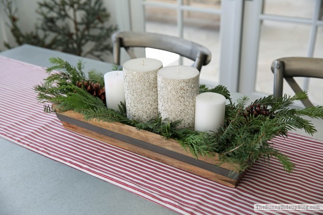 christmas-table-centerpiece