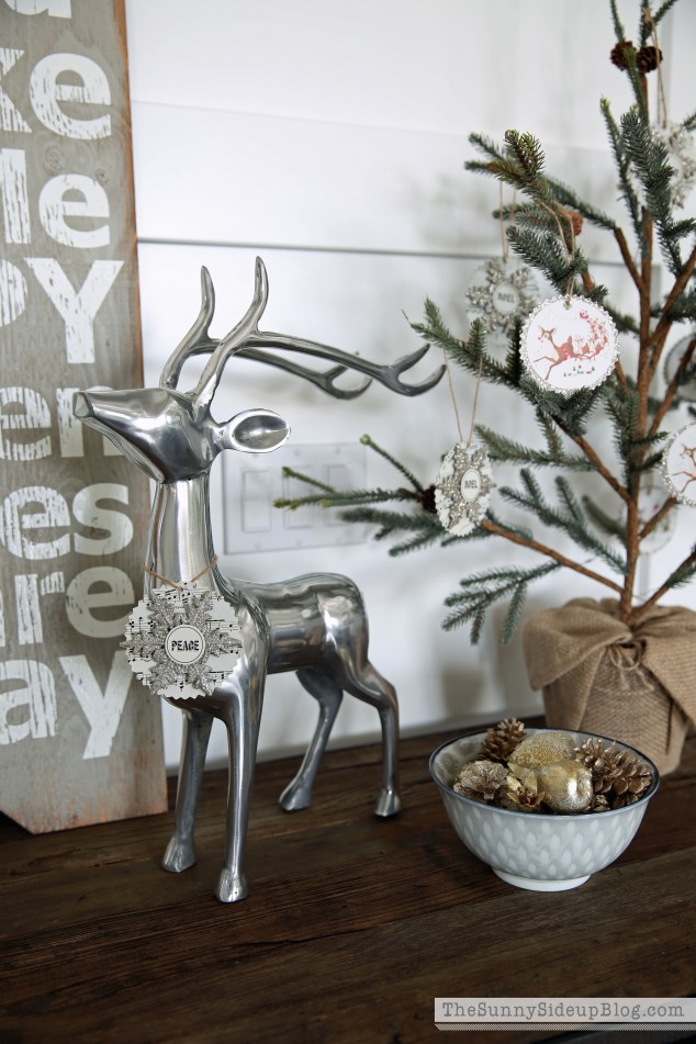 silver-christmas-deer