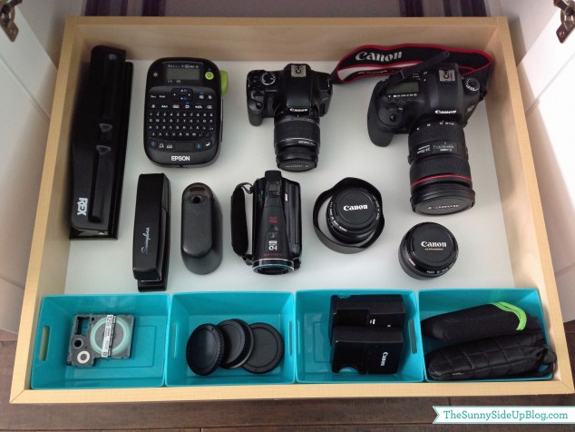organize-camera-equipment
