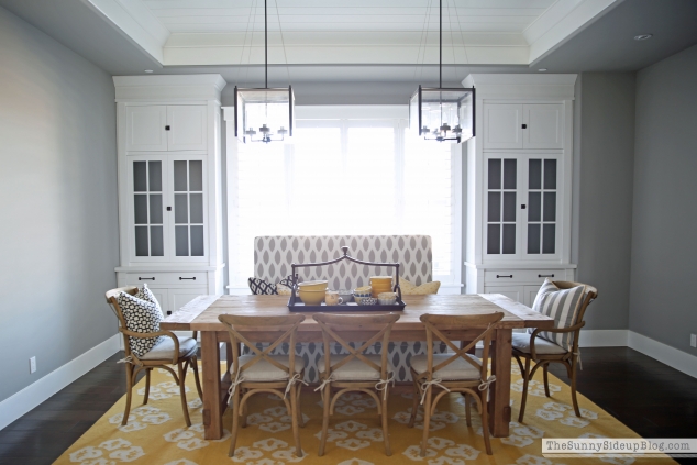 farmhouse-table-dining-room