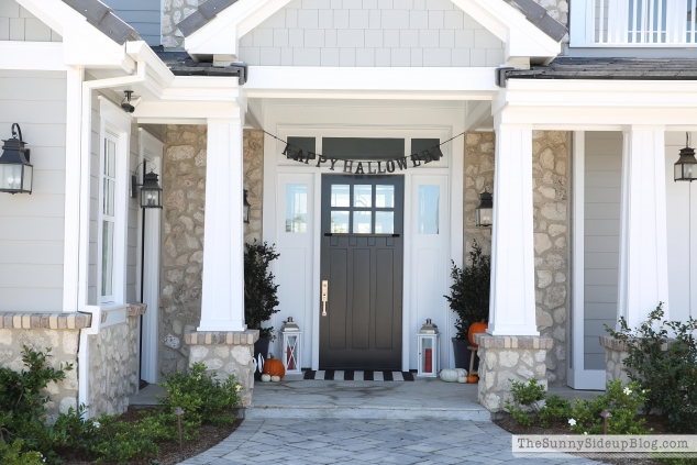 happy-halloween-porch