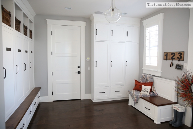 mudroom-lockers