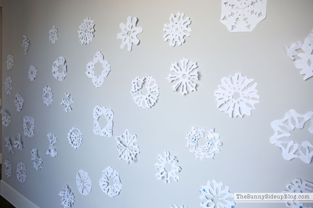 snowflake-wall-2