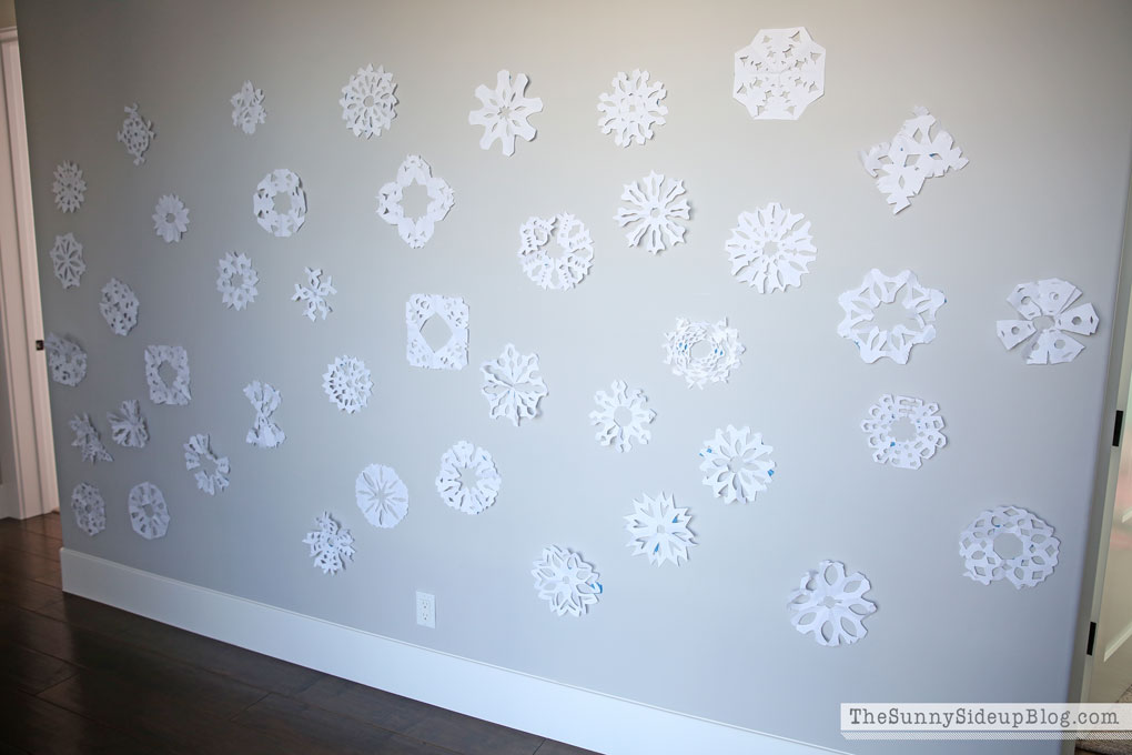 snowflake-wall-3