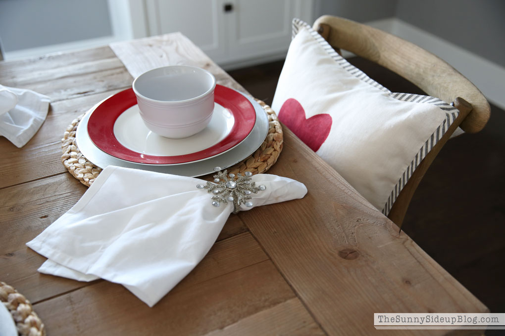 valentine's-tablescape-4