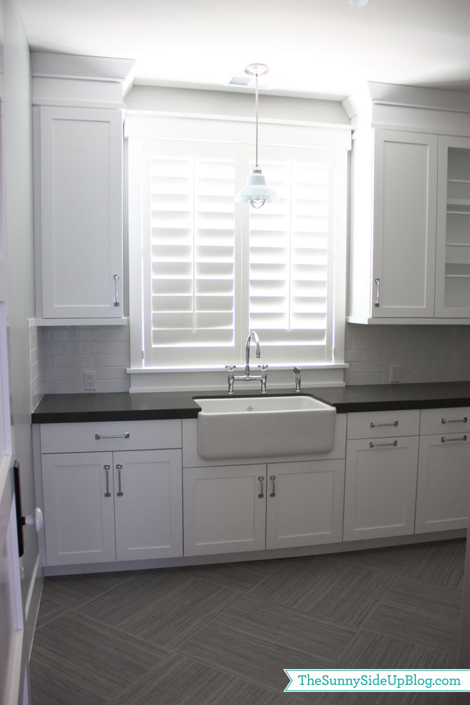 basket-weave-tile-and-farmhouse-sink