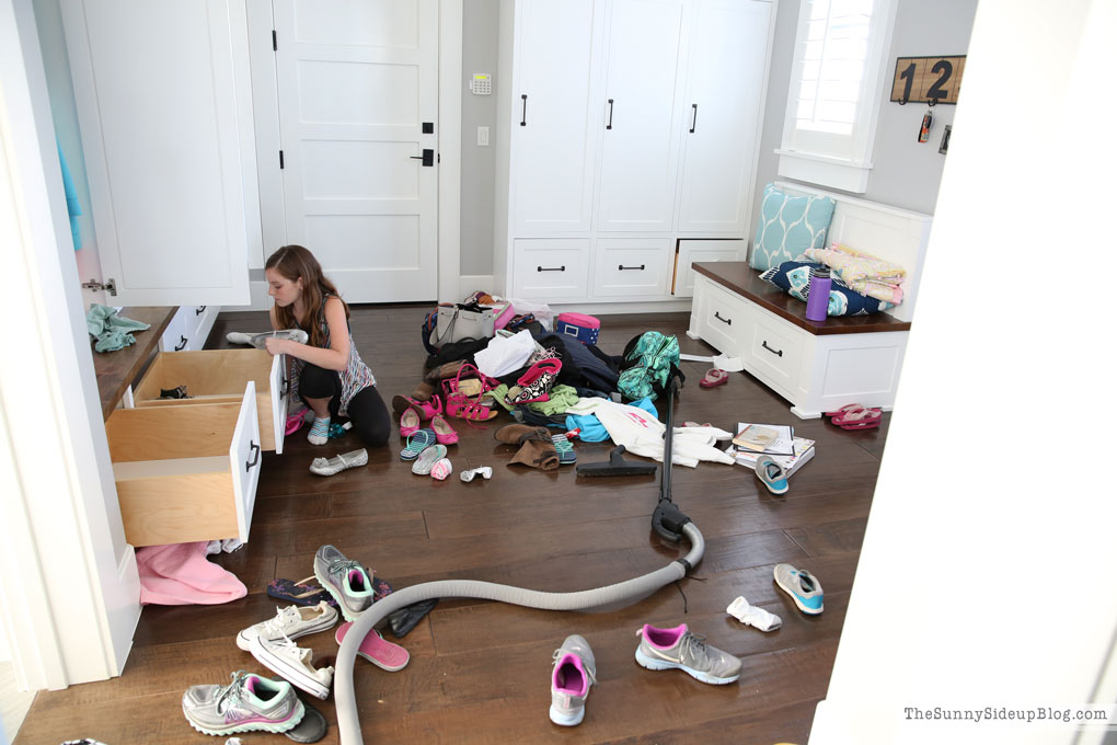 messy-mudroom