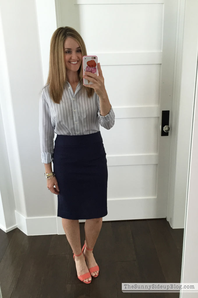 navy-pencil-skirt