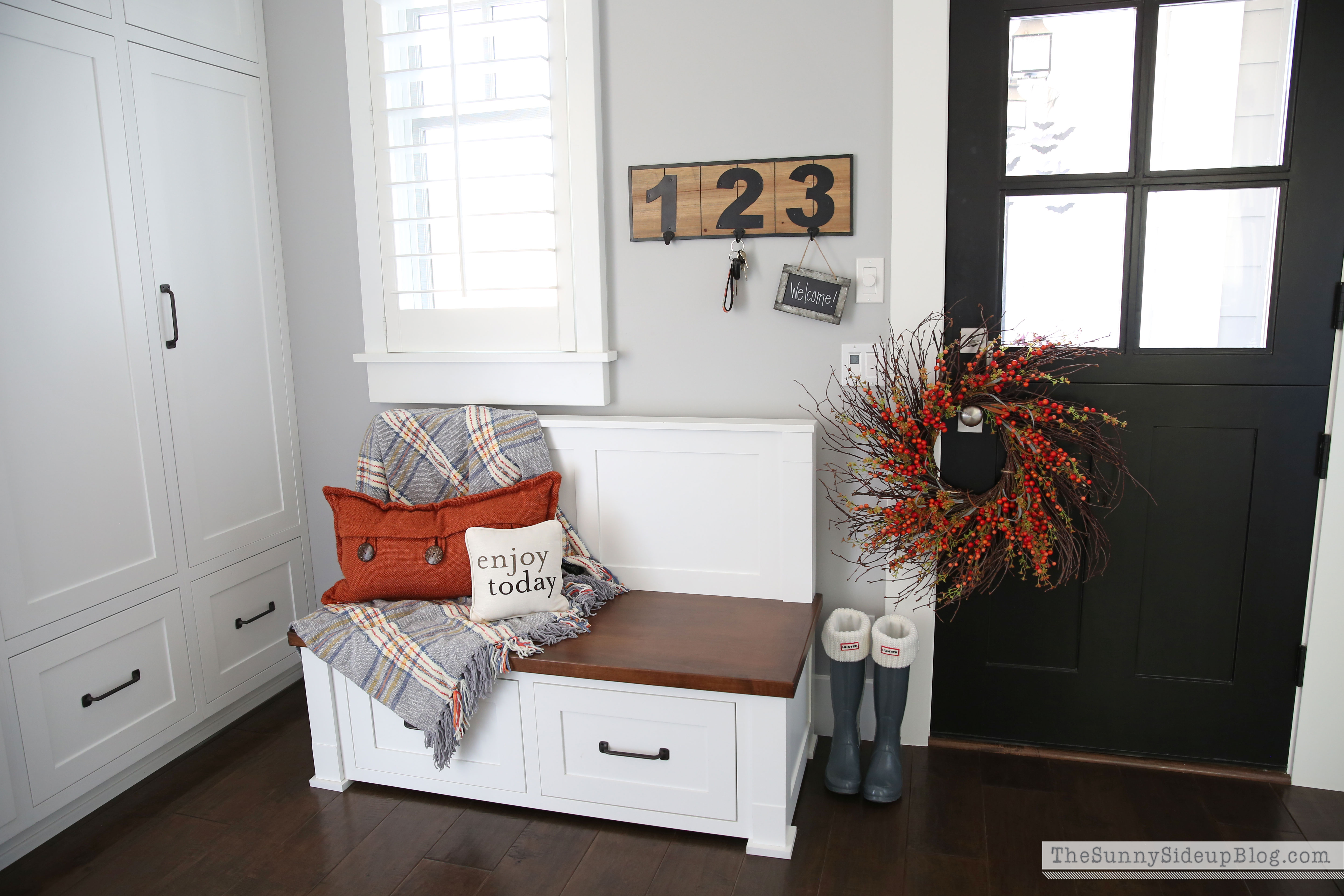 fall-in-the-mudroom
