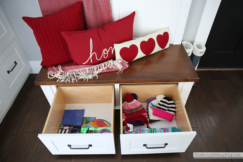 organized-mudroom-7