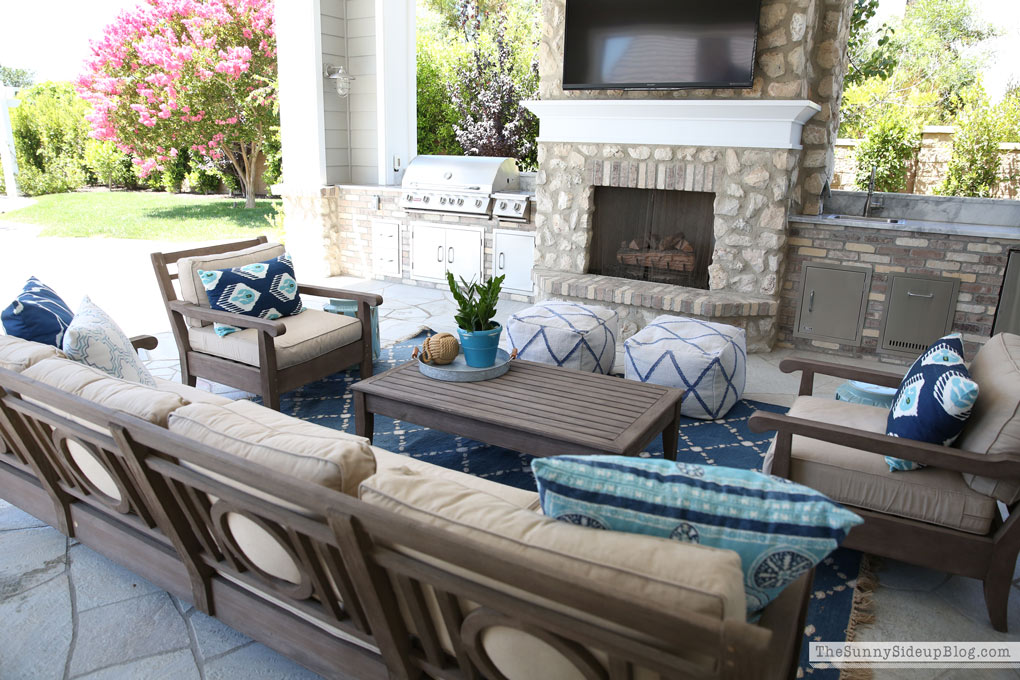 outdoor-living-area