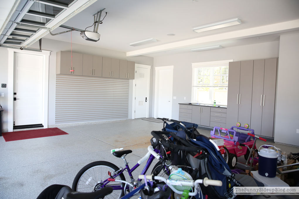 organized-garage-floor