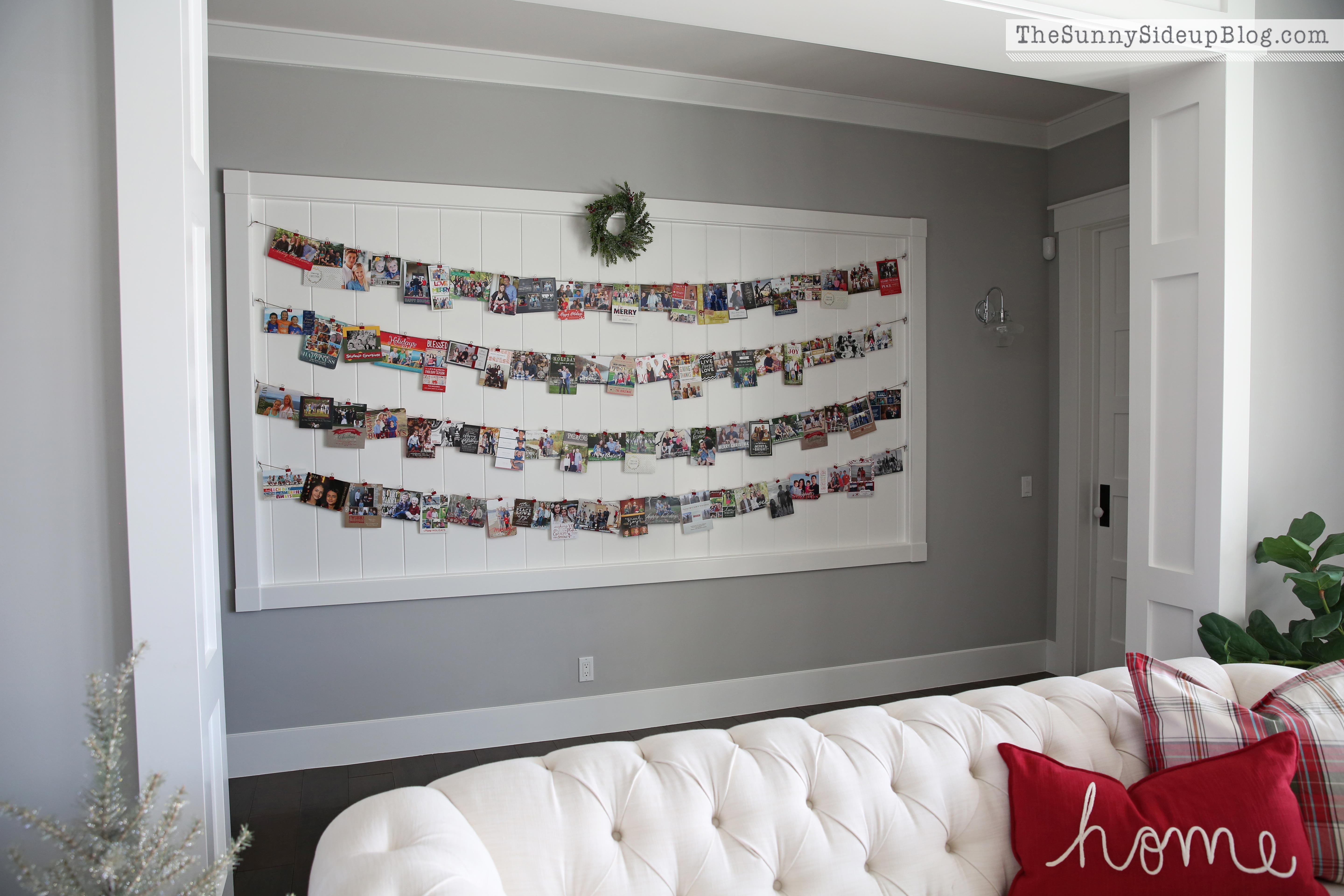 christmas-card-planked-wall-display