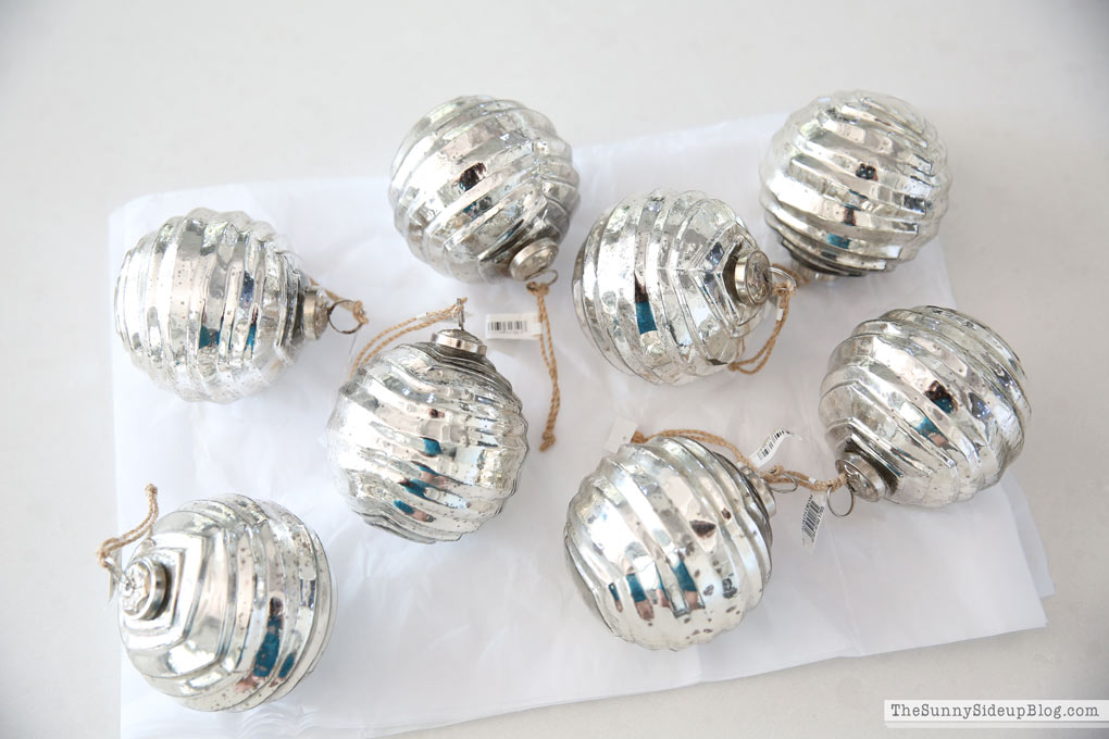 christmas-tree-ornaments