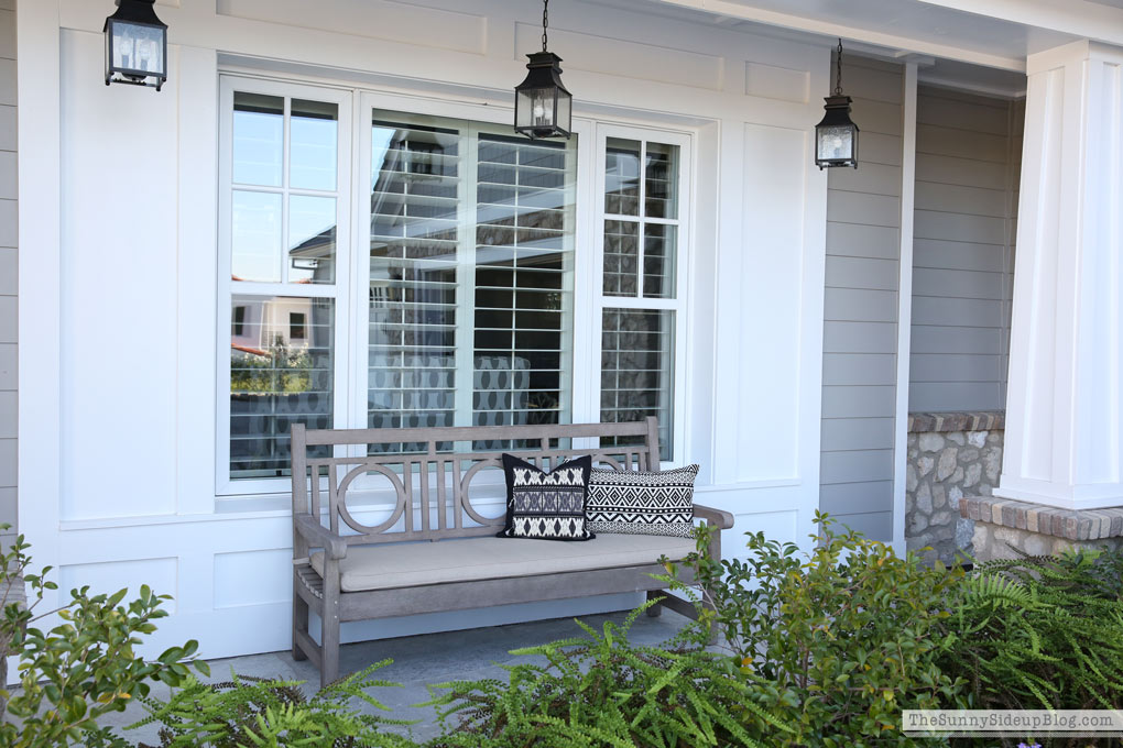 Craftsman porch (Sunny Side Up)