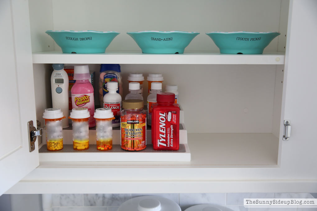 Organized Medicine Cabinet (take 2!) - The Sunny Side Up Blog