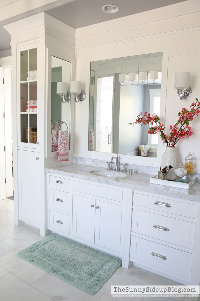 This hair tool organizer keeps my bathroom organized