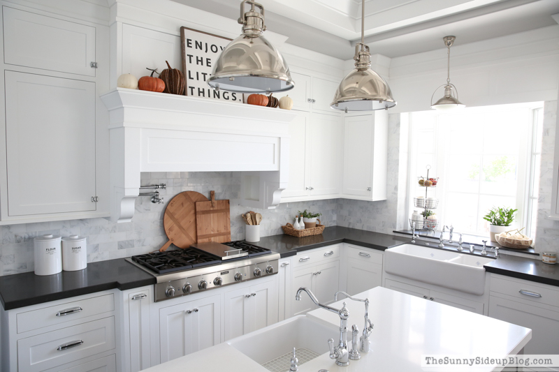 Fall decor - white kitchen