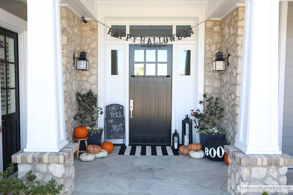 Halloween Porch Decor (Sunny Side Up)