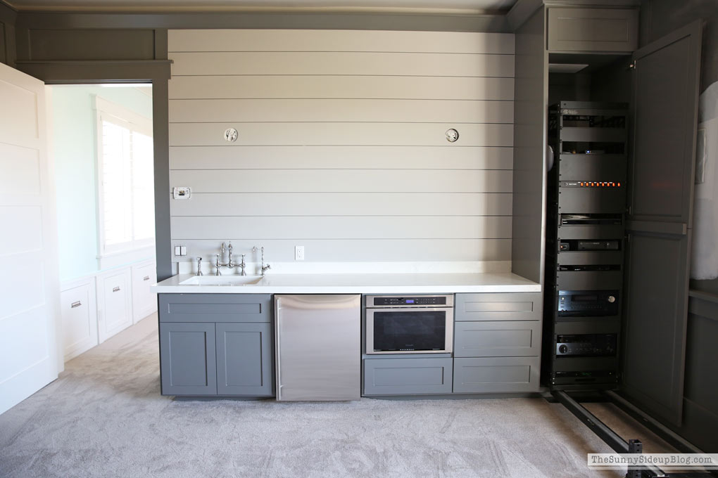 Theatre Room/Grey Built-ins/Shiplap