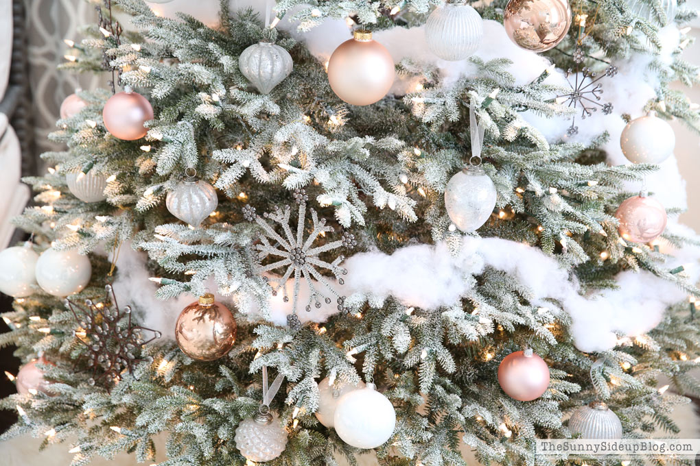 Frosted Christmas Tree - 12 Bloggers with Balsam Hill - The Sunny Side Up  Blog