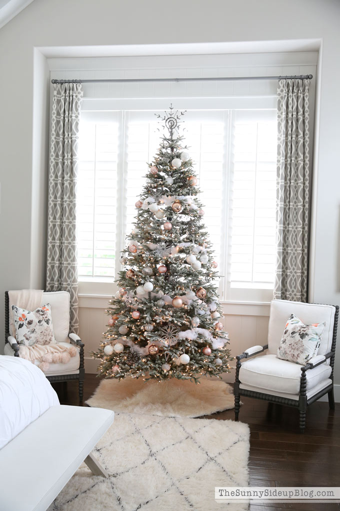 Frosted Christmas Tree 12 Bloggers with Balsam Hill The Sunny Side Up Blog