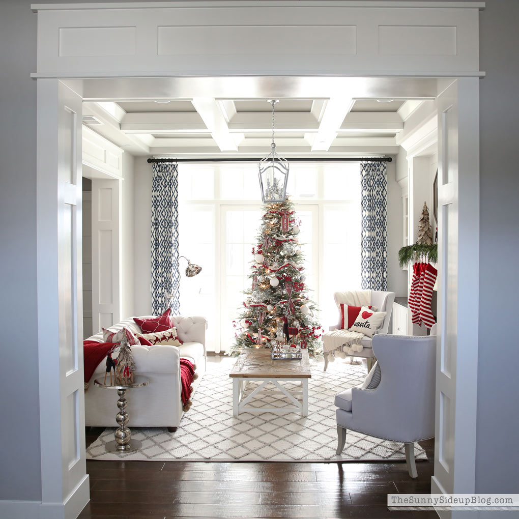 Christmas Home Tour! (Sunny Side Up)