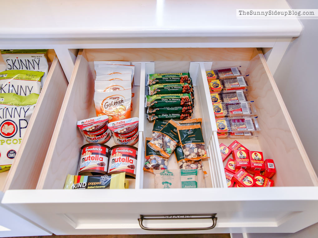 Organized Pantry and Ziploc Bag Drawer - The Sunny Side Up Blog