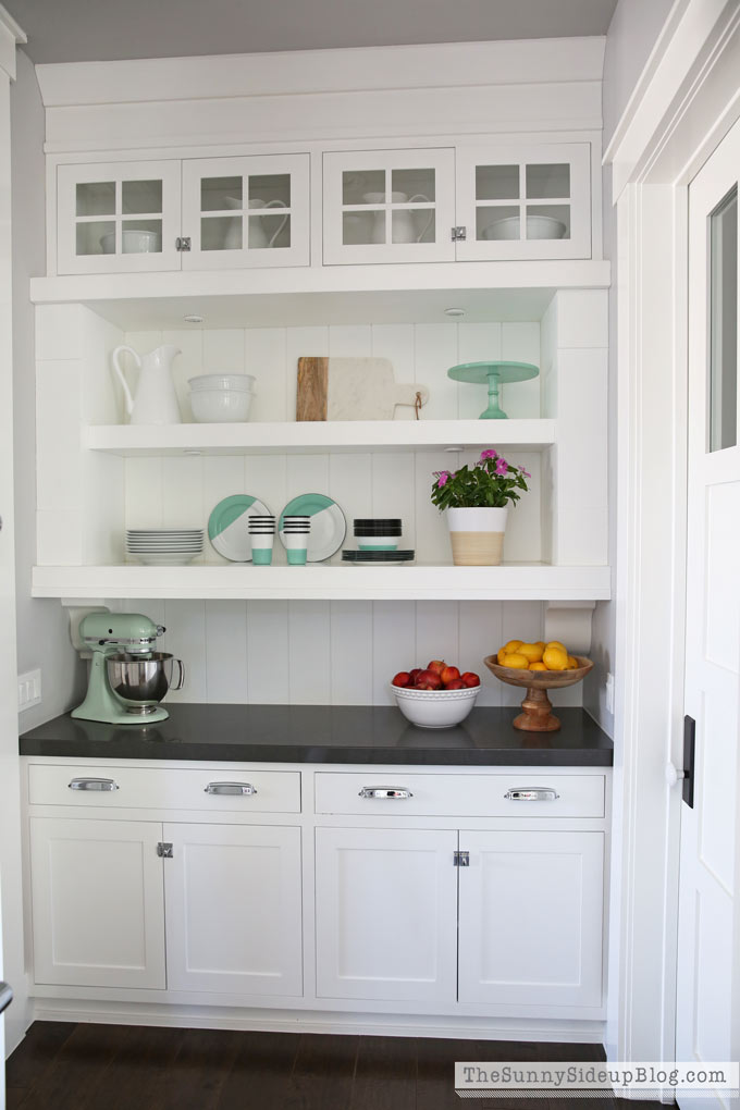 Organized Garage Cabinets - The Sunny Side Up Blog