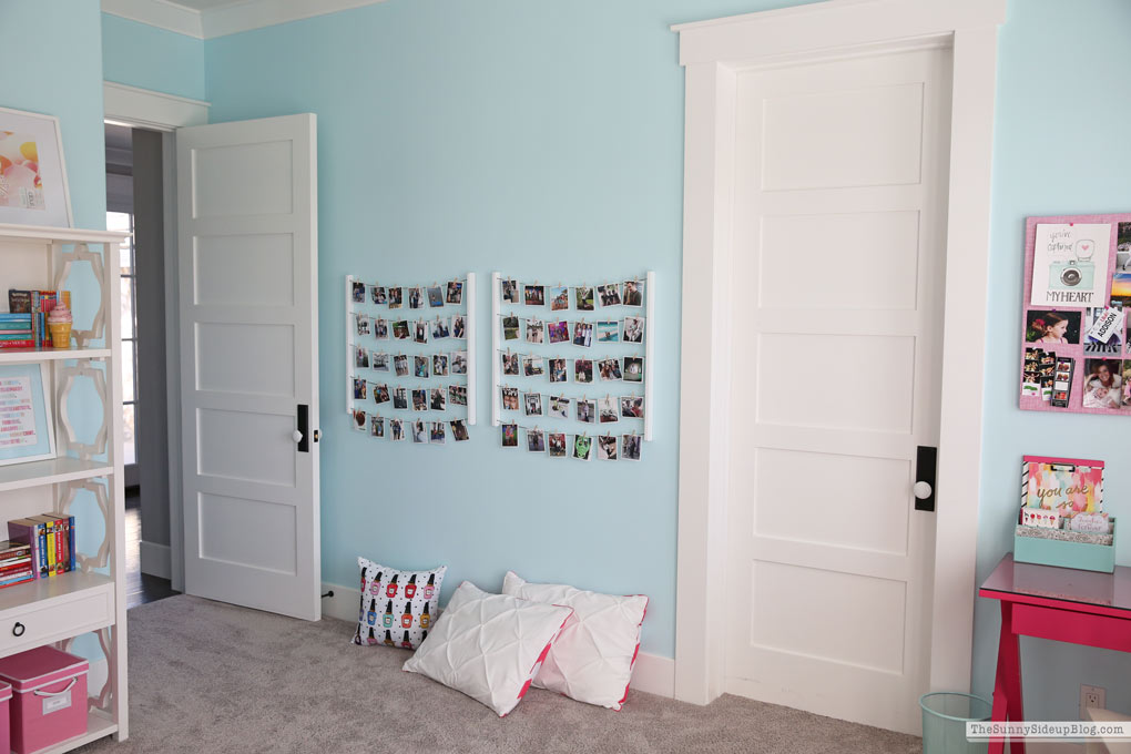 Kids' Bedroom Photo Display (Sunny Side Up)