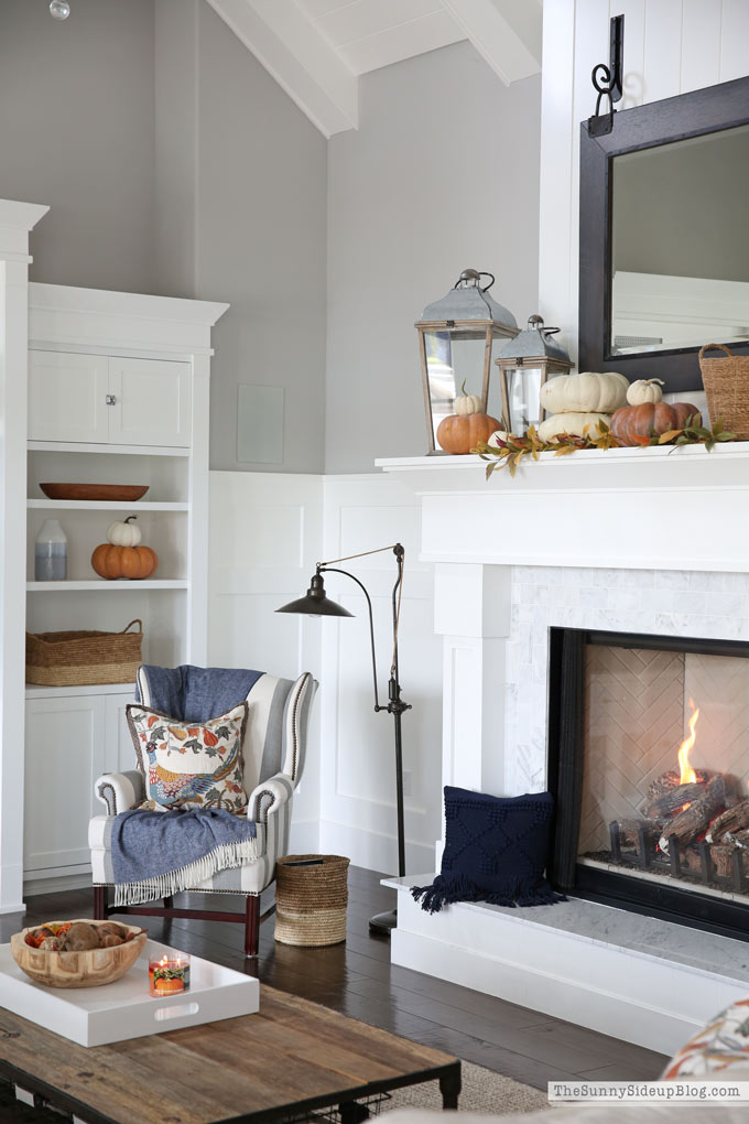 Family Room Fall Decor (Sunny Side Up)