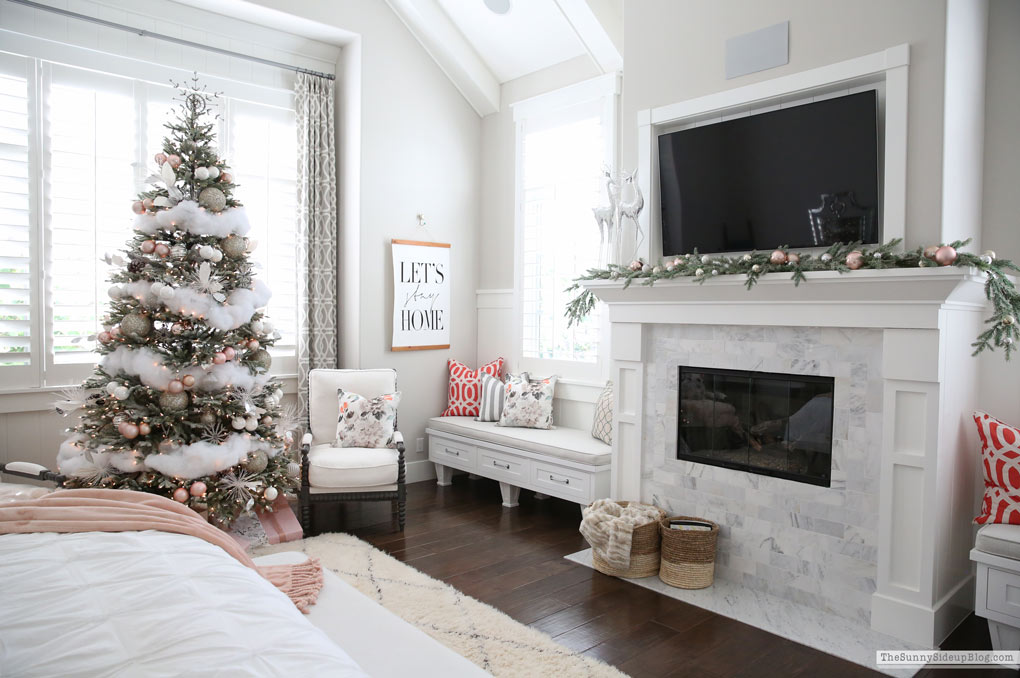 Master Bedroom Christmas Decor (Sunny Side Up)