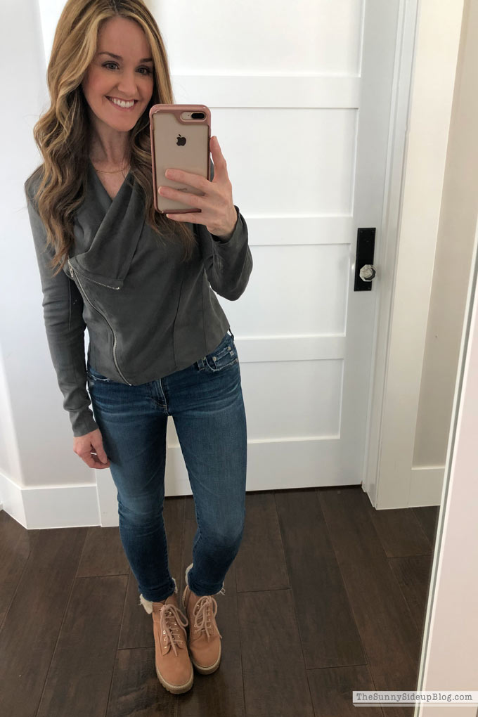 December Fashion (Sunny Side Up)