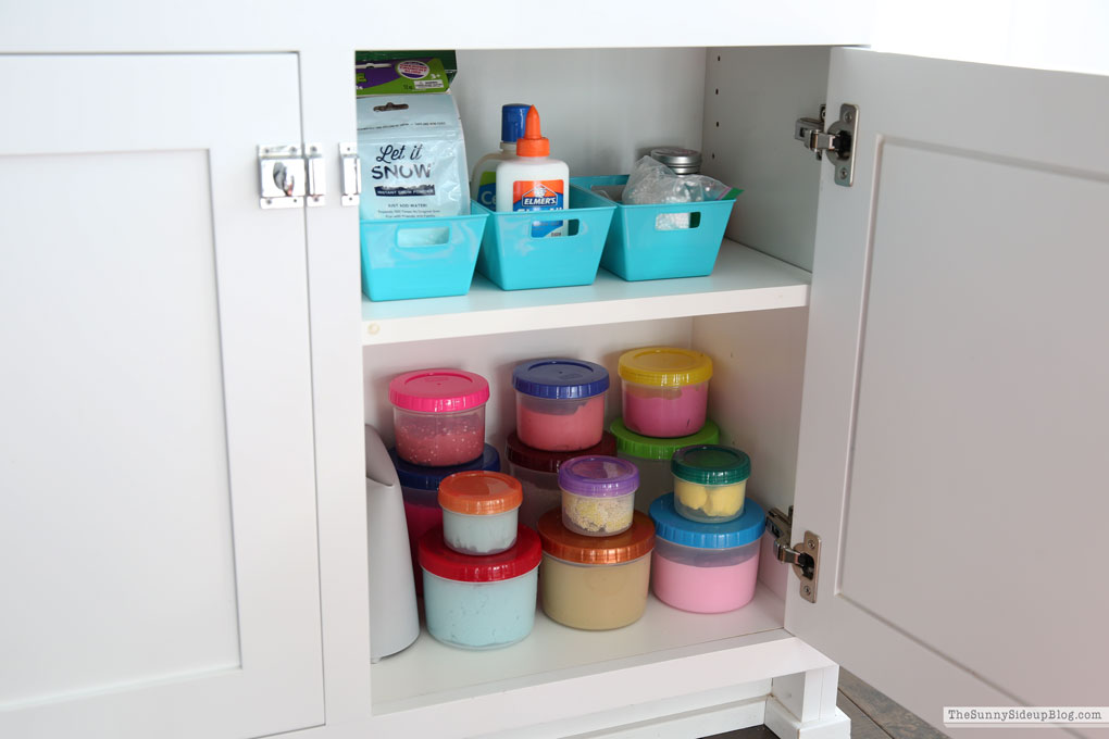 https://www.thesunnysideupblog.com/wp-content/uploads/2019/01/slime-cupboard.jpg