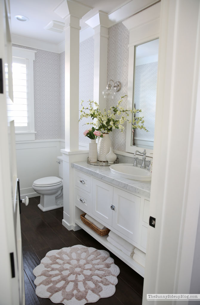 Bathroom Rugs for Spring! - The Sunny Side Up Blog