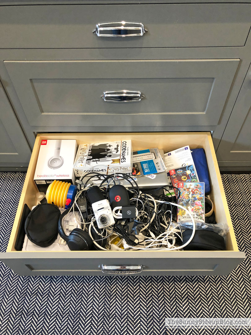 Time to Tackle the Junk Drawer: Your 15-Minute Weekend Organizing