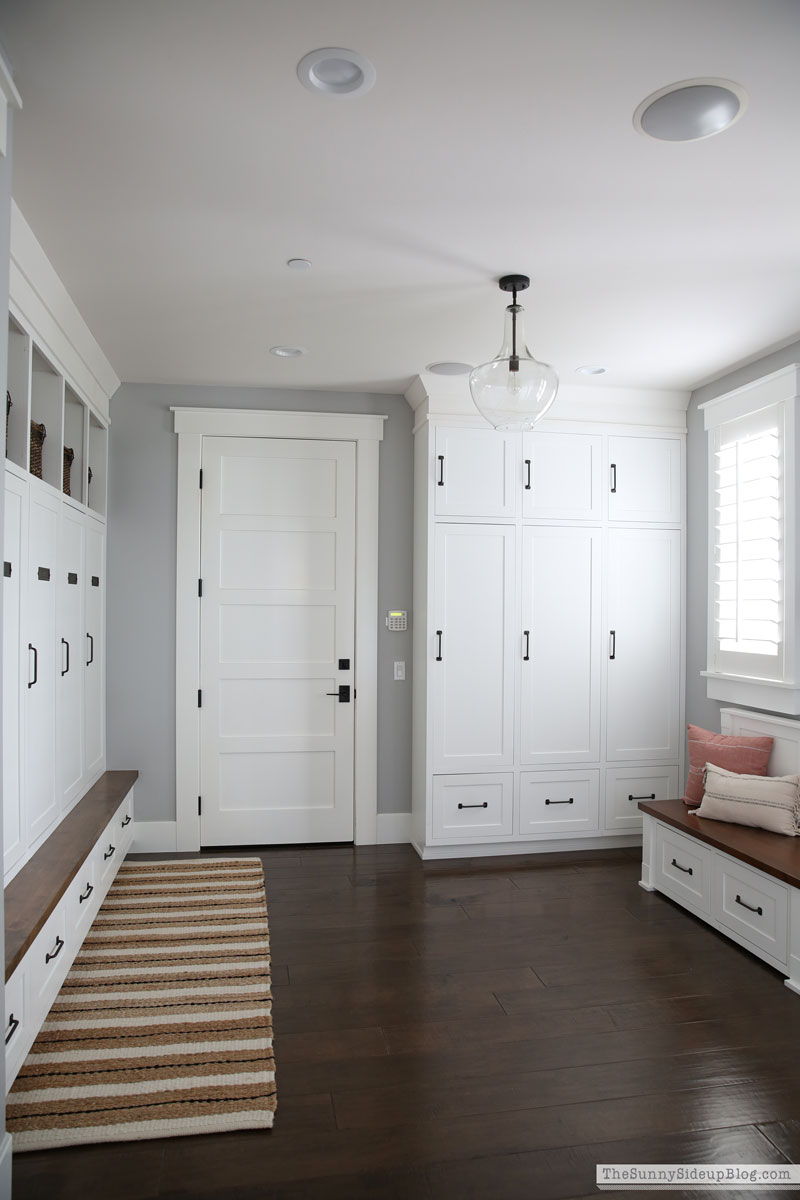 https://www.thesunnysideupblog.com/wp-content/uploads/2020/04/built-in-mudroom-bench-1.jpg