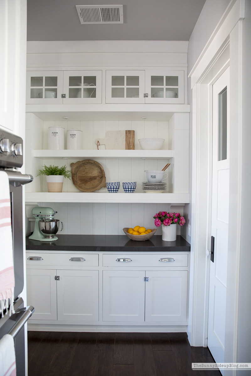 Organized Garage Cabinets - The Sunny Side Up Blog