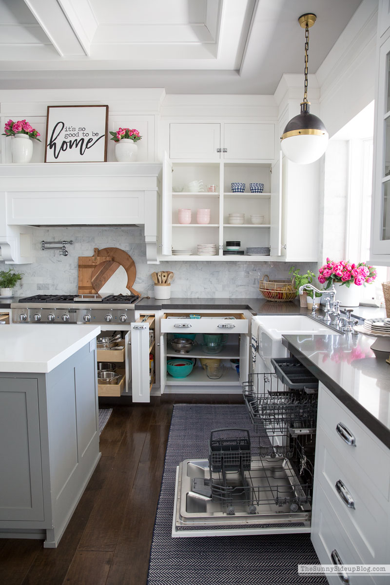 My Organized Pantry! - The Sunny Side Up Blog  Kitchen drawer organization,  Pantry inspiration, Pantry organization