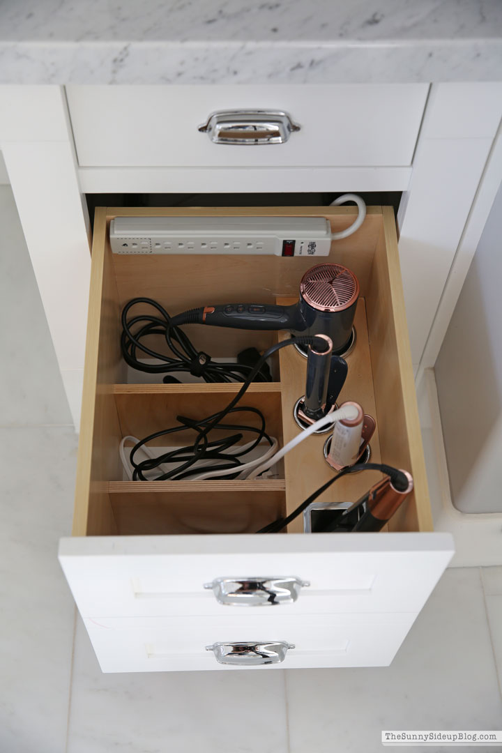 Organized Bathroom Drawers - The Sunny Side Up Blog