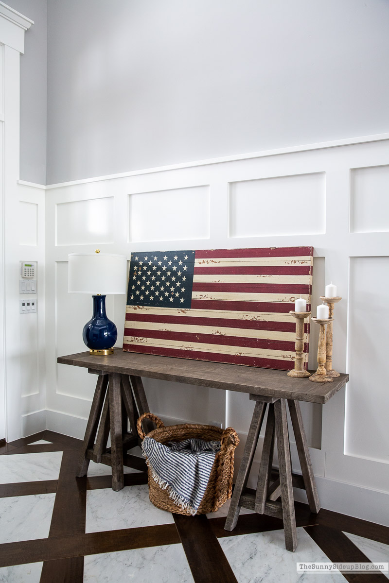 Patriotic Decor Living Room (Sunny Side Up)