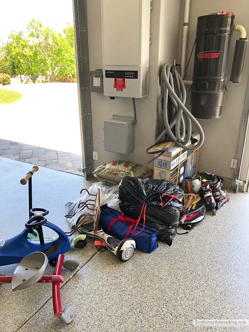 Organized Garage Cabinets - The Sunny Side Up Blog