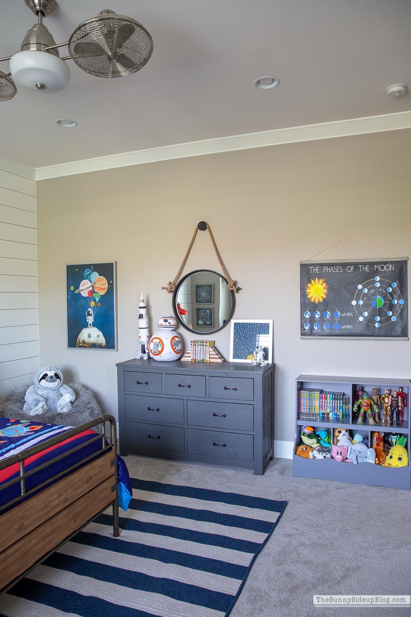Organized Toys Boys Bedroom (Sunny Side Up)