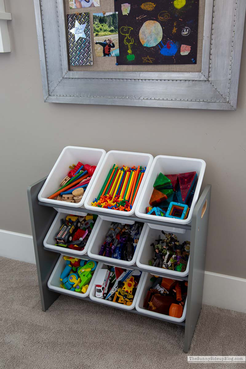 Organized Toys Boys Bedroom (Sunny Side Up)