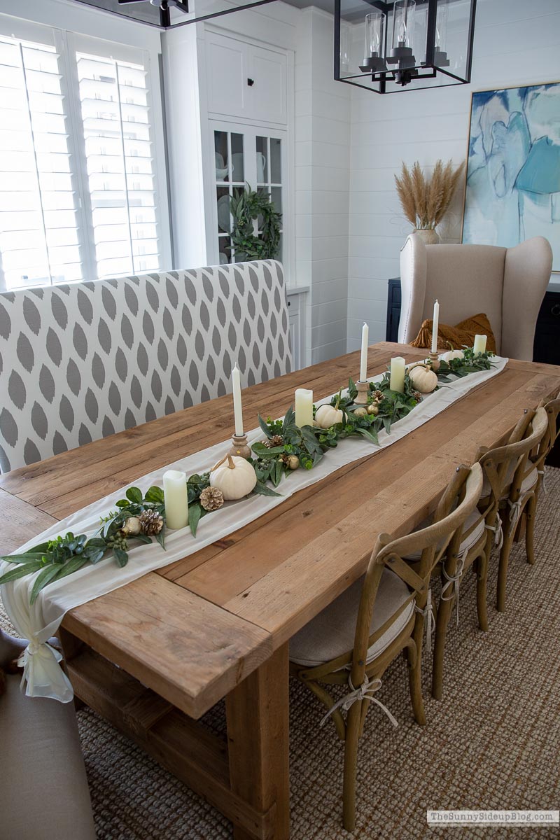 Fall dining room (Sunny Side Up)