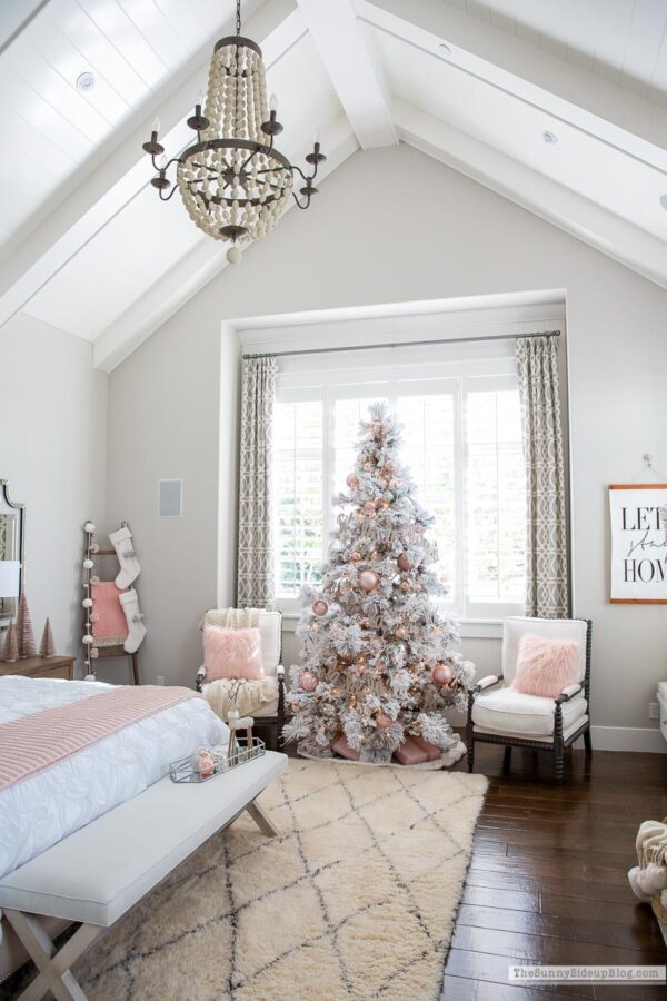 Pink Christmas Bedroom The Sunny Side Up Blog