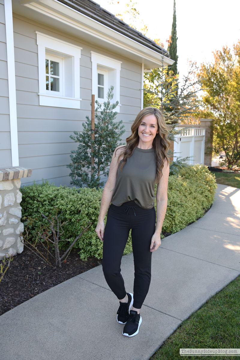 Vuori Joggers Review - wit & whimsy, Lifestyle Blog