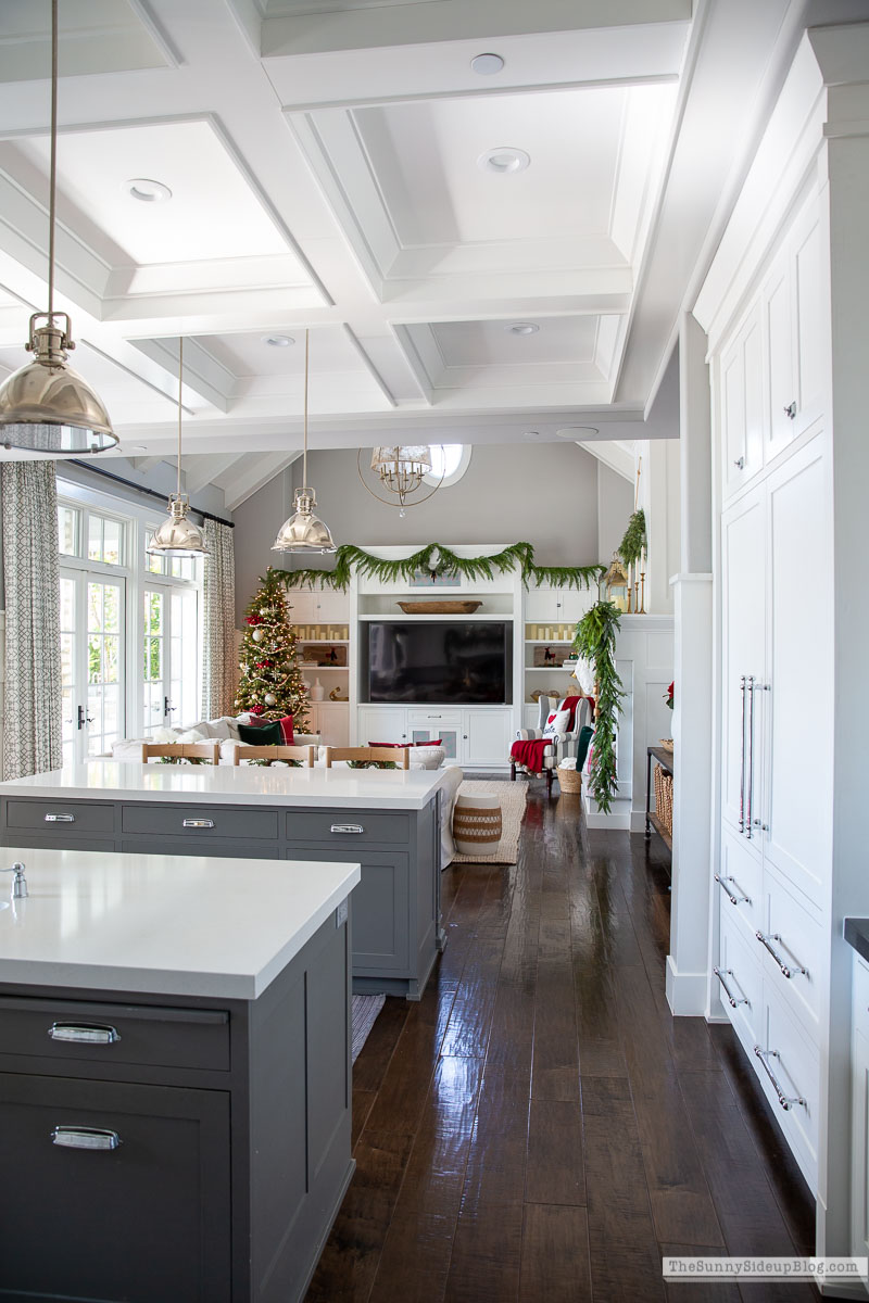 Christmas Kitchen (Sunny Side Up)